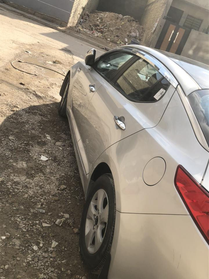 اوبتيما موديل 2016 محرك 2000دوش المرغوب المواصفات نضام ايكو و مري شفط ويل 17 داخل جلد و كشن كهربائي و تدفئه و تبريد تبريد ثلج مكفول مكينه كير مكفول الصبغ قبغ جنطه مصلح و مصبوغ و الجاملغ الخلفي و البنيد مصبوغ الجماليه بدون ضربه رقم بغداد انكليزي سنويه لل 31 هزه جديده السعر 99 بيها مجال. بسيط السياره حلوه مال بيت ماشيه 160الف للاتصال ***********
