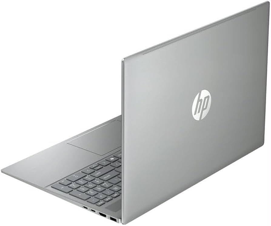 سلام عليكم 
جديد وليس مستعمل 

LAPTOP PAVILION HP 
المعالج ryzen7 8840u
سرعه المعالج3.2gGHz
الرام 8 DDR5 6400
الهارد 512 nvme ssd
حجم شاشه 16

🔌 المنافذ والاتصال (Ports & Connectivity)2 منفذ USB Type-C (يدعم الشحن ونقل البيانات وعرض الشاشة DisplayPort).2 منفذ USB Type-A التقليدي.1 منفذ HDMI 2.1 لربطه بالشاشات الخارجية والتلفزيون.منفذ سماعات وميكروفون مدمج 3.5 ملم.يدعم شبكات Wi-Fi 6 أو Wi-Fi 6E مع Bluetooth 5.3.
السعر 750 الف
لاستفسار ***********
