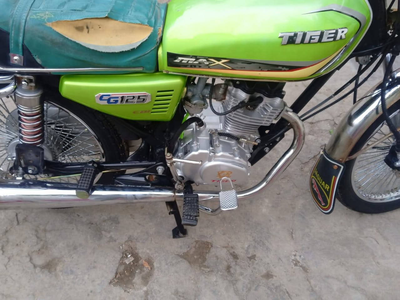 الدراجة تايكر مكفوله كفاله عامه الدراجة برغي ما مفتوح بيها العنوان بغداد الزعفرانية السعر 600 الرقم ***********
