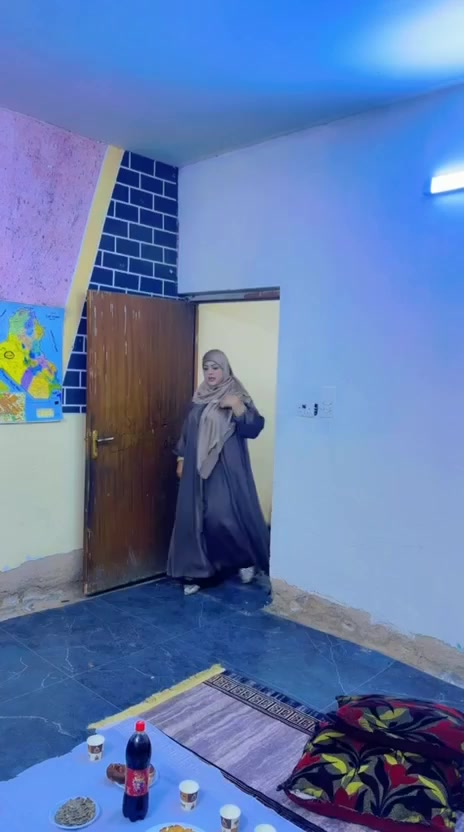 حين تضيق الطرق… يفتح العلم أبوابه
الست إيلاف، والست مريم، والست رفل
من قلب بوب الشام،
خرجت حكاية لا تُروى بحزن، بل تُكتب بفخر.

اخترن أن يجعلن من القلم سنداً،
ومن السبورة طريقاً كريماً للرزق،
فكان التدريس رسالة قبل أن يكون عملاً،
ومسؤولية تُؤدى بإخلاص لخدمة أبنائنا الطلبة.

📚 خدمة التدريس تشمل:

🎒 نظام الحقيبة الكاملة (جميع المواد):
• الأول ابتدائي: 30 ألف
• الثاني ابتدائي: 30 ألف
• الثالث ابتدائي: 30 ألف
• الرابع ابتدائي: 40 ألف
• الخامس ابتدائي: 50 ألف
• السادس ابتدائي: 75 ألف

• الأول متوسط: 100 ألف
• الثاني متوسط: 125 ألف
• الثالث متوسط: 3 مواد
• الرابع مجاني: 120 ألف

🎁 المحاضرة الأولى مجانية
لأن الثقة تُبنى قبل الاتفاق.

💙 خصم خاص للعوائل المتعففة
إيماناً بأن التعليم حق، لا رفاهية.

📞 للتواصل والاستفسار:
***********

بدعمكم… يستمر التعليم، وتستمر الحكاية
