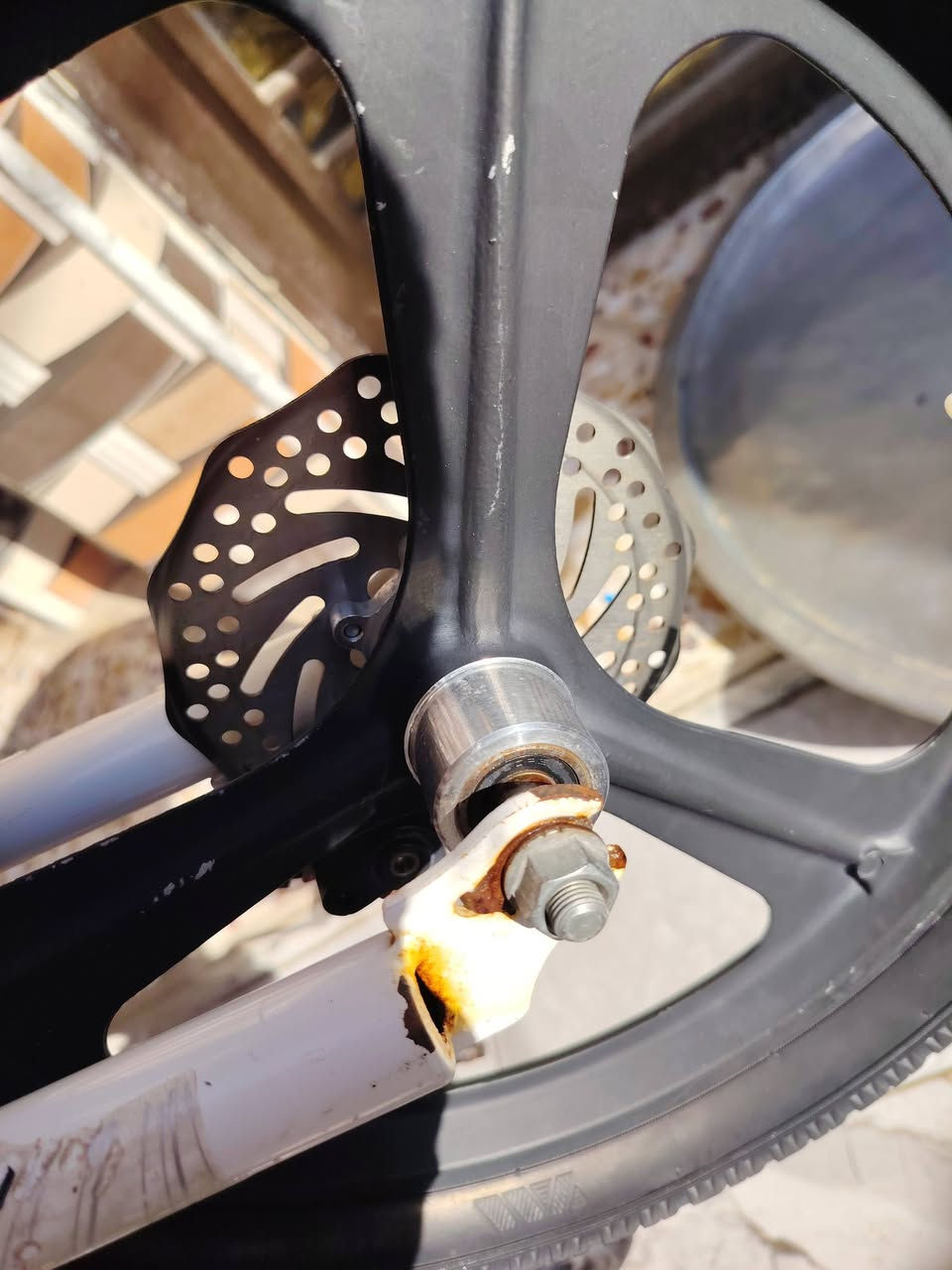 السلام عليكم باسكل حجم ١٦  للبيع الباسكل الالمنيوم نضيف  الشركة ANTULE بوربرينات  مو صجم بركات دسك ويل كب كلشي موضح بلصور سعر ٧٥ الف مكان بابل حله 
رقم الهاتف ***********
