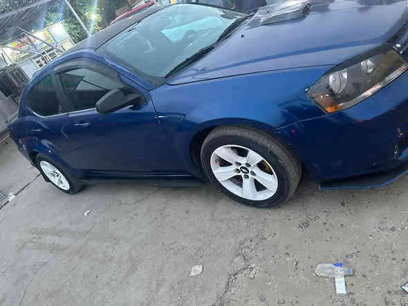 السلام عليكم 
للبيع مستعجل كلش 
افنجر ٢٠١٣ ازرق اللون 
كير مكينه جدد مكفولات 
داخل نضيف 
شاشه 
محرك٢٤٠٠
كير ٤ نمر 
موصفات العاديه 
تبريد منضومه كامله جديده 
بيه ليك بس 
مازدات جدد 

ويل كب 
سياره نضيفه وخير من الله 
رقم بغداد باسمه 
حادث جاملغ بسيط 
مصبوغه حزام اثر شخوط وبيه سونر
صارله عدنه ٤ سنين
صدر بيه طكطكه بسيط كلش 
 
اني مكلف بنشر 
صاحب السياره رقم
‭***********
السعر ٦٨ قفل بدون عمله بغداد
