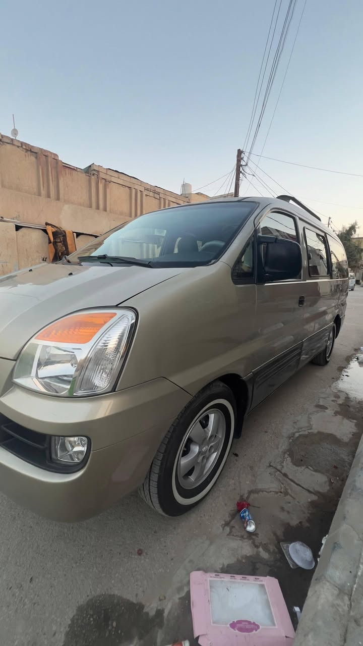 ستاركس للبيع 2007 مسكر اوتماتك ٩٠ وبيها مجال رقم بغداد انكليزي سيارة باسمي وهذا رقمي *********** اتصل وبيك خير وتدلل عنوان ناصرية مركز
