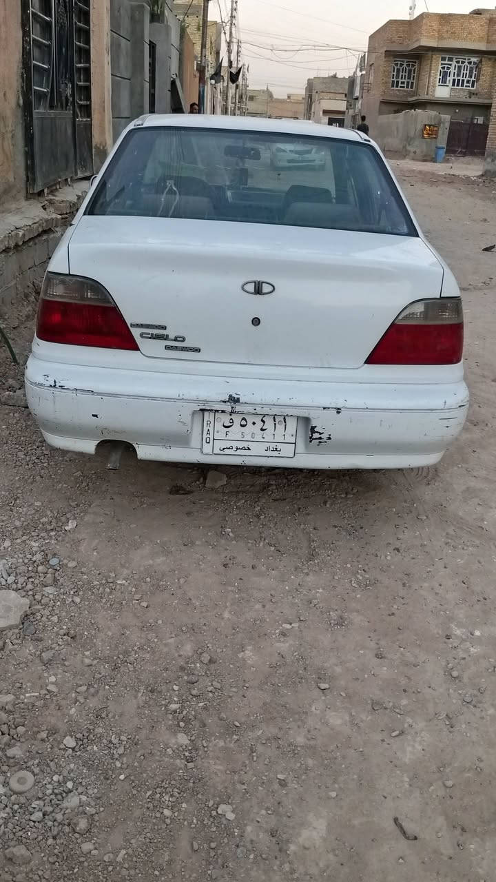 السلام عليكم دايو سلو موديل 94 رقم بغداد طرف ثالث وكاله بس قيادة كير ومحرك كله بلادي كهربايات كلها بلادي ويل كب داخلها كله بلادي تبريد شغال السعر 20 ورقه مكاني بغداد العبيدي.    ***********
