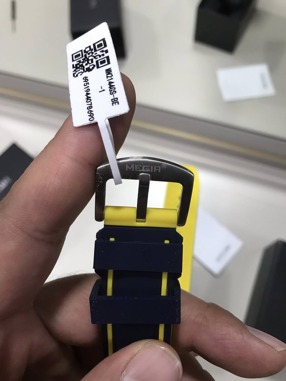 ساعه بهل شكل الي تفيده يخلينه سعر وبالعافيه


**إذا كنت صاحب هذا الإعلان وتريد حذفه لأي سبب، رجاءا أرسل رسالة إلى الدعم الفني**