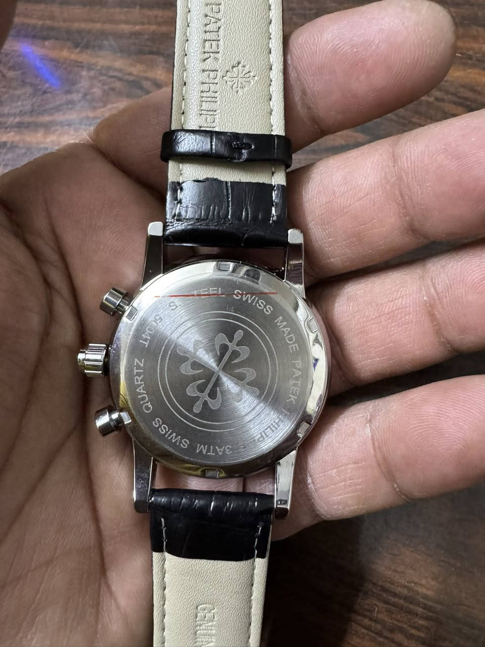 باتك فليب كوارتز قمري سناتر شغاله كونغراف ستوب وج


**إذا كنت صاحب هذا الإعلان وتريد حذفه لأي سبب، رجاءا أرسل رسالة إلى الدعم الفني**