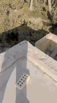 للبيع 
دونم طابو ملك صرف
 📍الزعفرانية شارع البطل خلف بيبسي بغداد
 يحتوي :
كافة النخل والحمضيات ويوجد ماء سقي من الشط وماء اسالة وكهرباء ويحتوي على دارين هيكل
 واجهة  55 متر 
ننزال 45 
وعلما الدونم عل السدة مباشرة وقريب على جسر غزة تقريبأ 500 متر
للاستفسار الاتصال 
***********
