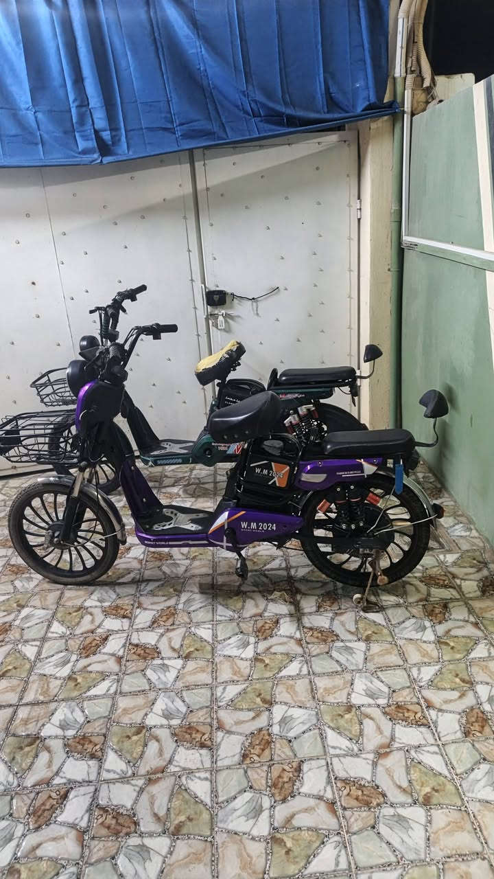 سلام عليكم دراجتين للبيع دراجه خضره ناقصها بس بطارات 2 موديل 2024

وبنفسجيه كامل ونضيفه كدامكم وبطارات جديدات موديل2024 

*********** بي واتساب وتلي واي تفاصيل اتصل او راسني
