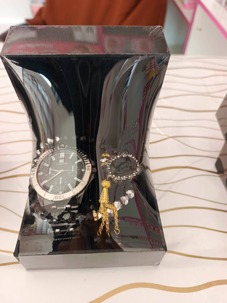 كوزمتك الجوهرة *********** بادارت ابو حياة
