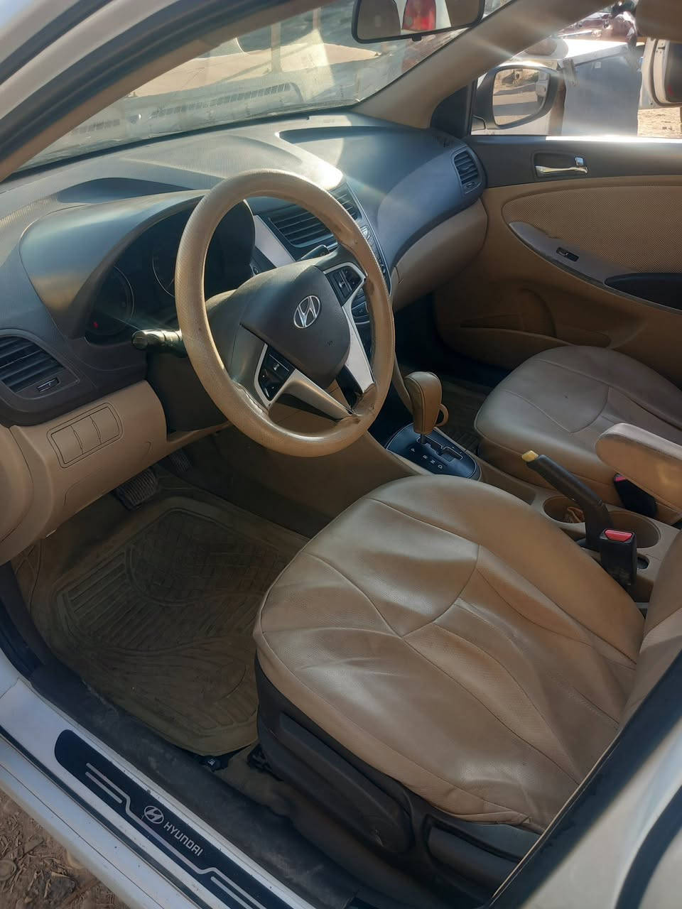 اكسنت للبيع مديل ٢٠١٢ محرك ١٦ دوش خليجي كلين من الصبغ بس مكانات بارد السعر ١٠٥ ومجال قليل


**إذا كنت صاحب هذا الإعلان وتريد حذفه لأي سبب، رجاءا أرسل رسالة إلى الدعم الفني**