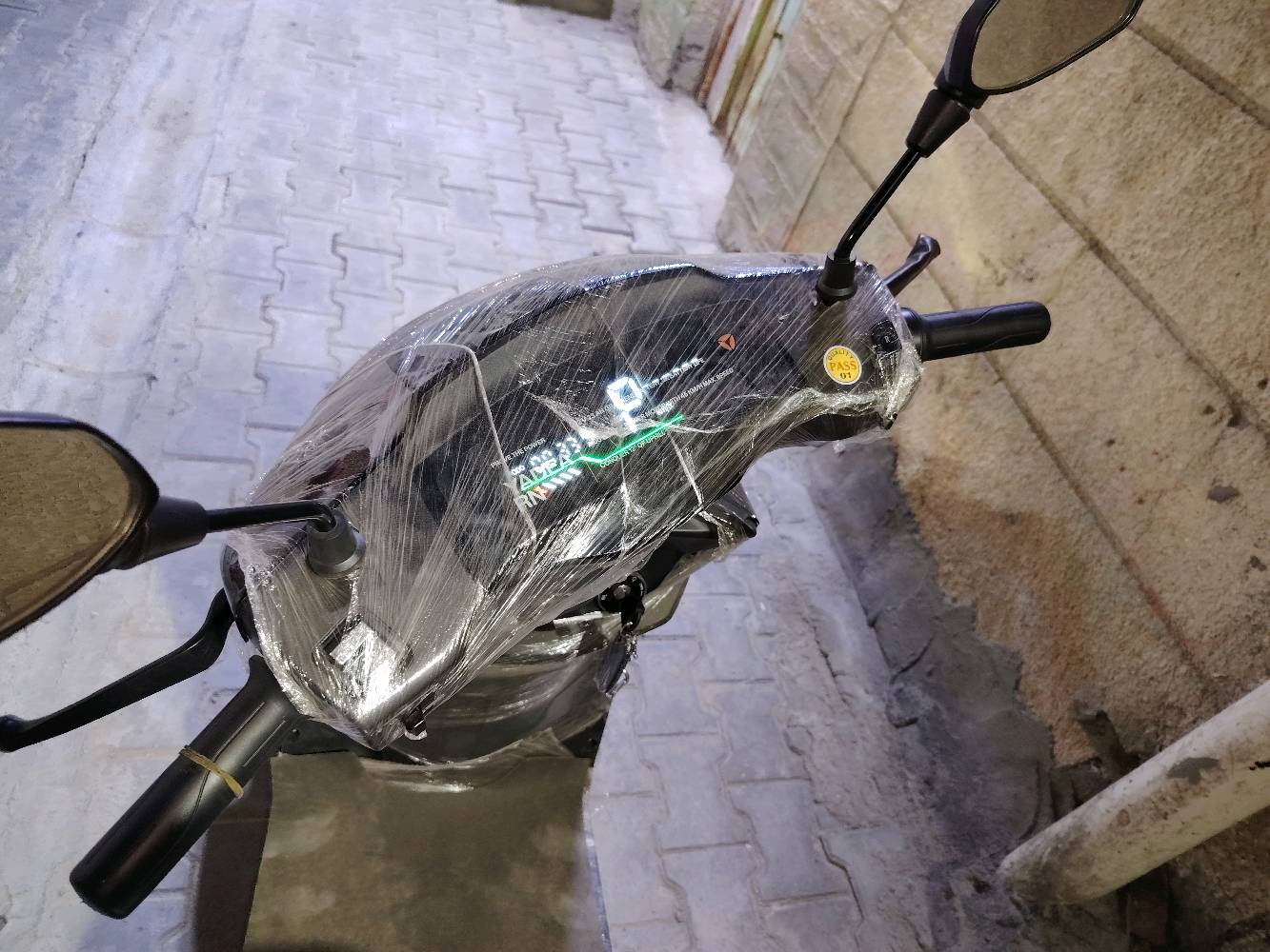 دراجه ياديه جديده استخدام كلش بسيط سويجين تشغيل عن بعد 6بطاريات 
ضمان سنتين علئ البطاريه والملف 