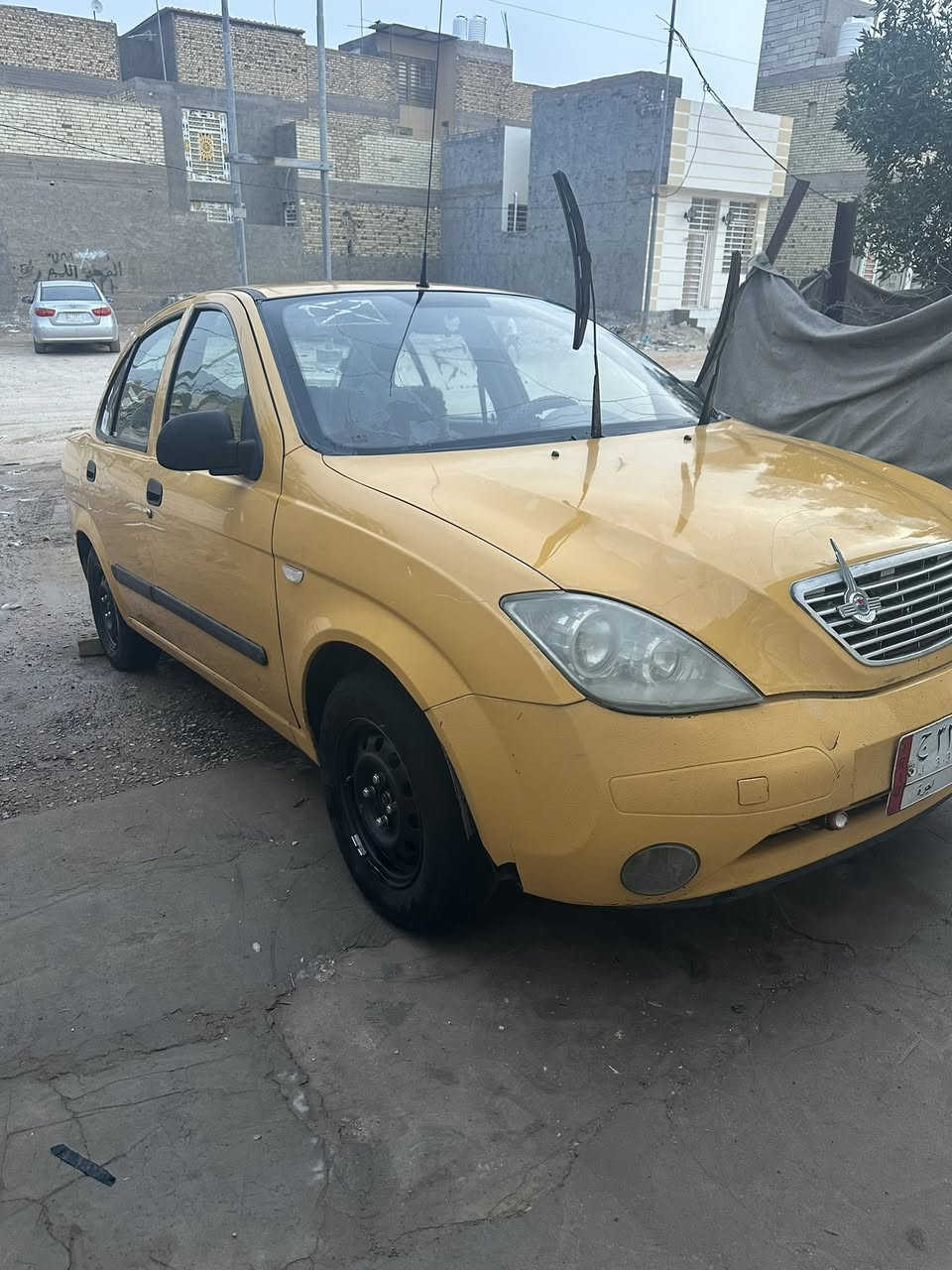 السلام عليكم طيبه لبيع مديل ٢٠١٤ رقم بغداد مصفره هيئه وغرامات مكينه كير حداديه خير من الله مكفوله من الضربه وتبديل والصبغ تبريد شغال سياره جهازه السعر ٣٥ وبيه مجال مكان سياره نجف ***********
