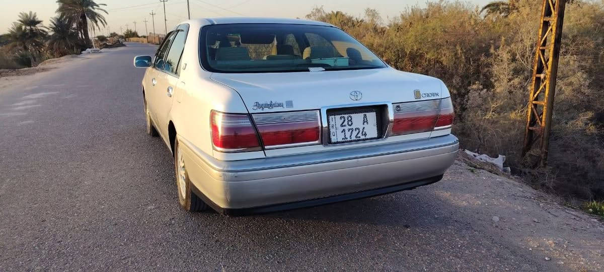 سلام عليكم
ملكه لبيع
موديل 2000
سياره كفاله عامه
كير ومكينه وحداديه  اماميه وخلفيه
تخم تاير جديد
تبريد ثلج ❄️
سياره دكمتين
ستيرن كهربائي
شاشه كشنات كهربائي
سياره احلئ من صور
رقم دولي بسمي مداور ثاني اليوم
سعر 130 وبيه مجال للشراي
***********
