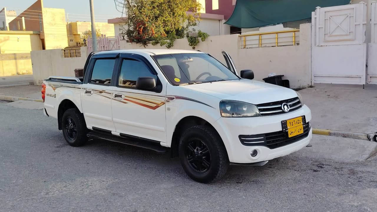 السلام عليكم سعر بلاش كرات ويل 2013 
سيارة بدون صبغ فقط جاملغ امامي صبغ بدون معجون 
طخم تاير جديد كير محرك وتبريد بشرت 
موصفات شاشة موصفات معروفة 
سيارة نضيفة جديدة
مكان السيارة دهوك سعر 102 ومجال 
للستفسار اتصال علة الرقم صاحب السيارة *********** دهوك, العراق
