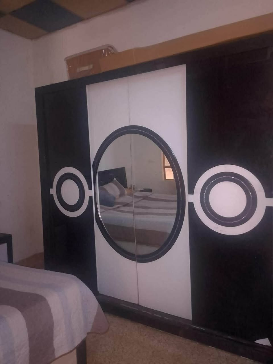 غرفة نوم تركي نظافتها وسط 
السعر 160 وبيها مجال 
عنوان الزنجيلي


**إذا كنت صاحب هذا الإعلان وتريد حذفه لأي سبب، رجاءا أرسل رسالة إلى الدعم الفني**