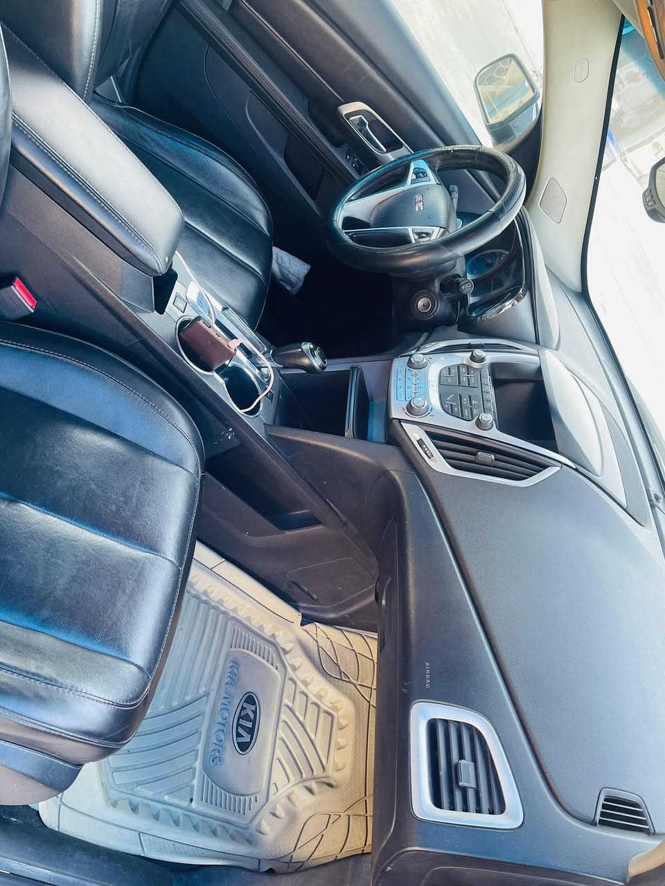 جمسي تيران ٢٠١٧ فول مواصفات السعر١٤٠ مكان الصويره للاتصال ***********
