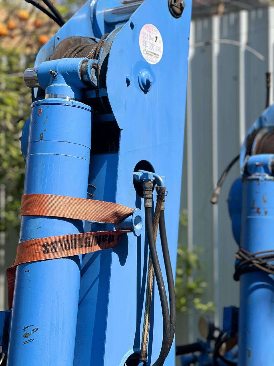 سلام عليكم من رخصه الادمن كرين كنتر اف اكس 290مخالف سلايتين حاويه ما مشتغل بل عراق جديد للبيع للاتصال***********
