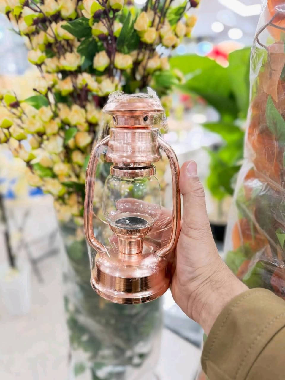 الف رحمه علئ روح امه وابوه الي يعلقلي مصدر رزقي الوحيد 
فانوس 🏮 شمعه كبير وصغير متوفر الان بكميه محدوده للحجز مراسله صفحه او علئ وتساب /*********** تتوفر خدمه توصيل للجمع المحافظات🚙🚙 سامراء, صلاح الدين
