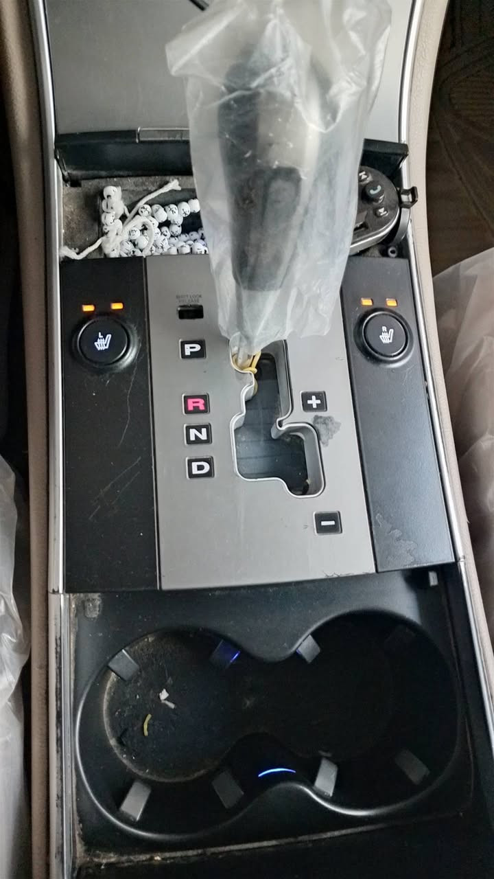 السلام عليكم هيونداي فير كروز موديل 2008 وارد امريكي حادثه جاملغ وبنيد صفحه العبري بدون لا لغد ولا شاصي لون اسود كذاب بيه جاملغ الخلفي صفه العبري صبغ بدن حادث اثر جراد سياره فول مواصفات كراسي كهرباء حزن نيموري 8قطع تبريد سماعات انفنتي تتفه بل كشنات مري قلاب ويه اشاير بل مري  البك سلات رؤف طكتين محرك 6اسلندر جديد امسوي ادامه كامله تبديل نزلات تبديل ابلكات فيتم جديد كلاص جديد هادرليك كير جديد شاشه اندرويد اصليه    كير تبريد صدر  جديد سياره بسمي  رقم بغداد صور الحادثة موجوده بل منشور   ***********  سعره مناسب 97
