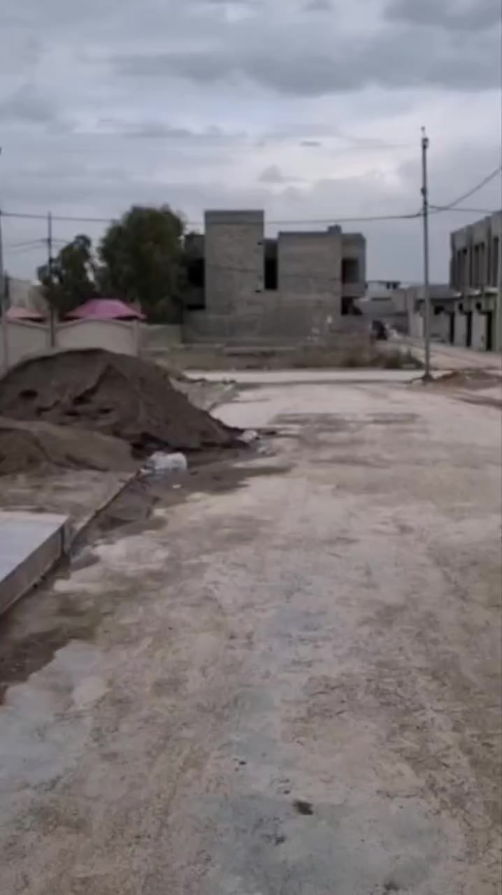 عروض مكتب ركن المواسم مكتب ركن المواسم  للعقار   والمقاولات 🏢 .

 هيكل للبيع عدد2 
مزاوع زيونه مقابل حي الفلاح الثانيه جمعية شمس نينوى 

طابقي وكما موضح في الفيديو

مساحة الهيكل 120 متر 

جبها 5 وربع عمق 19 

سعر الهيكل الواحد 78 مليون بي مجال

 للاستفسار عن السعر وباقي التفاصيل اكثر الاتصال على الأرقام 
      التاليه او مراجعة المكتب في حي الفلاح الثانيه:

***********
***********

 اضغط على زر المتابعه ليصلك كل ما هو جديد من عروضنا 

 عنوان المكتب الموصل/ حي الفلاح الثانيه  مدخل بانزخانة المنهل قرب مدرسة الدار البيضاء

🛑 نستقبل كافة عروضكم التجاريه والسكنيه والزراعيه والجمعيات .
