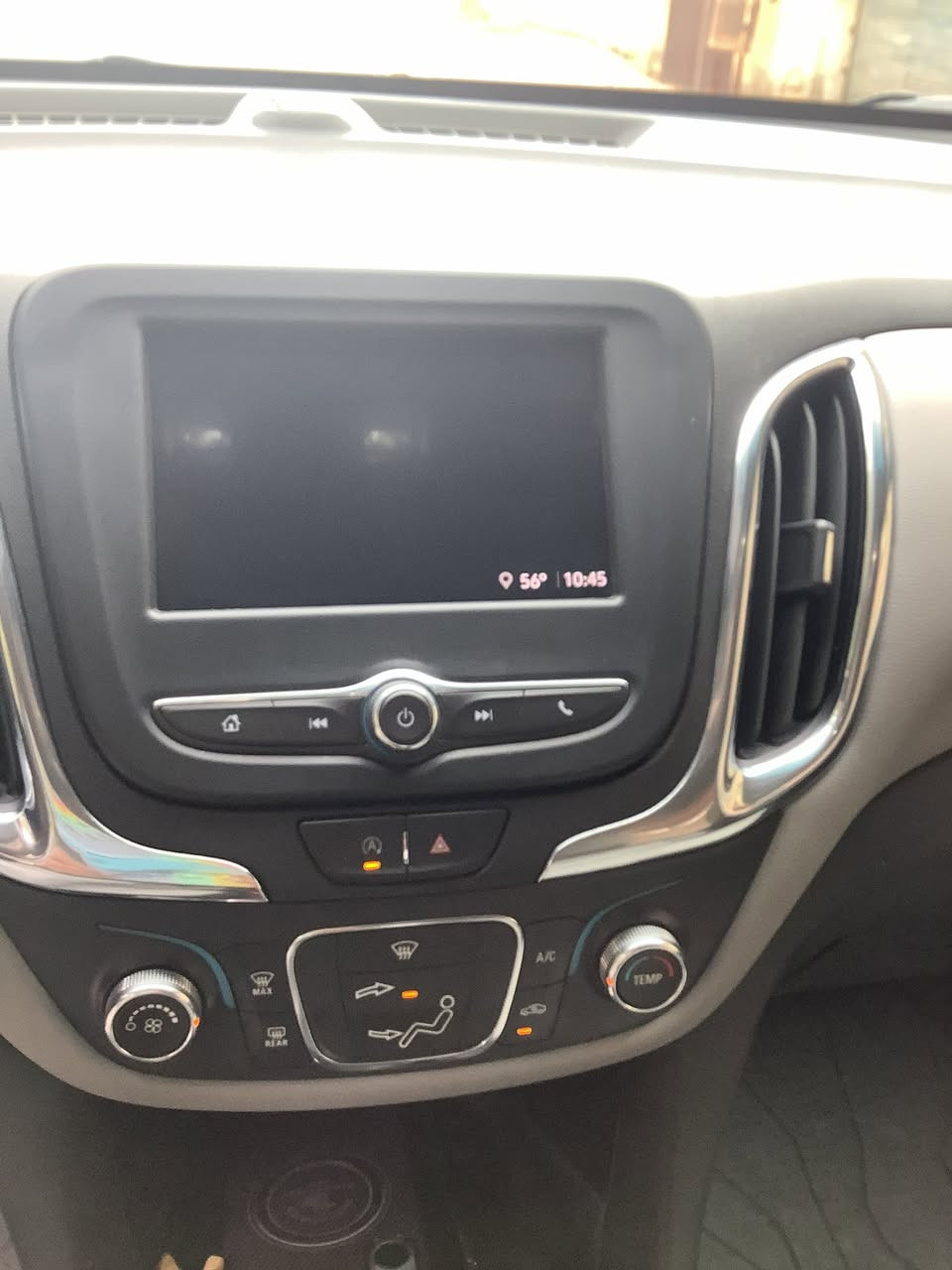 السلام عليكم ايكونكس موديل ٢٠٢٢ رقم بغداد تحويل مباشر حادثها كما موضح بالصور السياره بدون ايرباك ماشيه ٣٢ الف ميل بصمه سايد بريك بصمه رادار امامي توقف ذاتي كشن كهرباء تبريد قطعتين السياره جدا نظيفه السياره بالكوت مركز المدينه السعر المطلوب ١٦٣$ ***********
