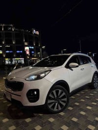 كيا سبورتج 2017 فول 1/1 عدة البنراما  ماشية 91 الف كيلو متر حقيقي  الس...