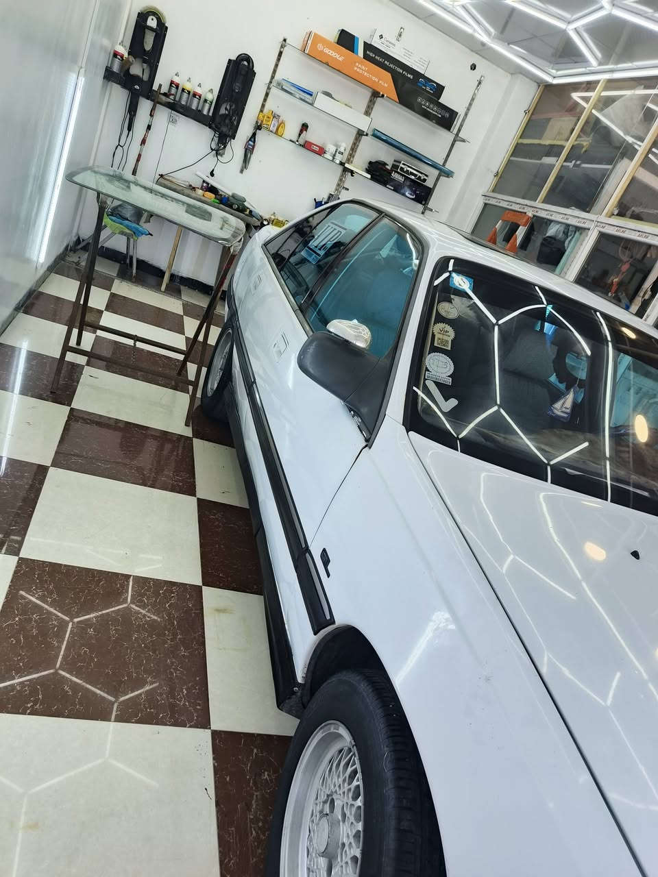 اوبل91بلاديه بدون صبغ محرك لا تنقيص ولا تبخير ب٤٠وبيه مجال
***********
