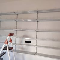 رفوف جدارية • ميسان • للبيع