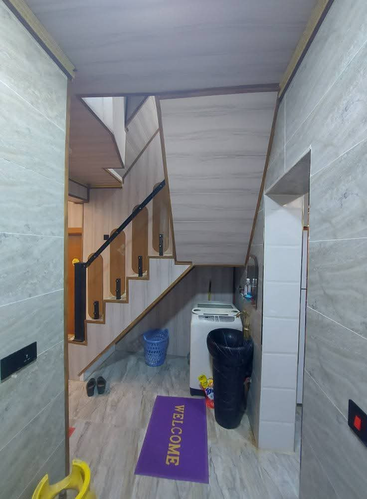 🏡 للبيع دار سكني في بعقوبة الجديدة
📍 نهر الحجيّة – قرب المنتزه
🔹 مواصفات الدار:
📐 المساحة: 80 متر مربع
الطابق الأرضي:
 • غرفة نوم عدد (1)
 • صالة
 • هول
 • مطبخ
 • صحيات
الطابق الأول:
 • غرف نوم عدد (2)
 • سطح أول + سطح ثاني
💰 السعر: 220 مليون وقابل للتفاوض (بي مجال)
📞 للاستفسار والاتصال:
***********
أ. قصي خليفه
✨ دار مرتب وموقع مميز
جاهز للسكن فوراً 🏡
