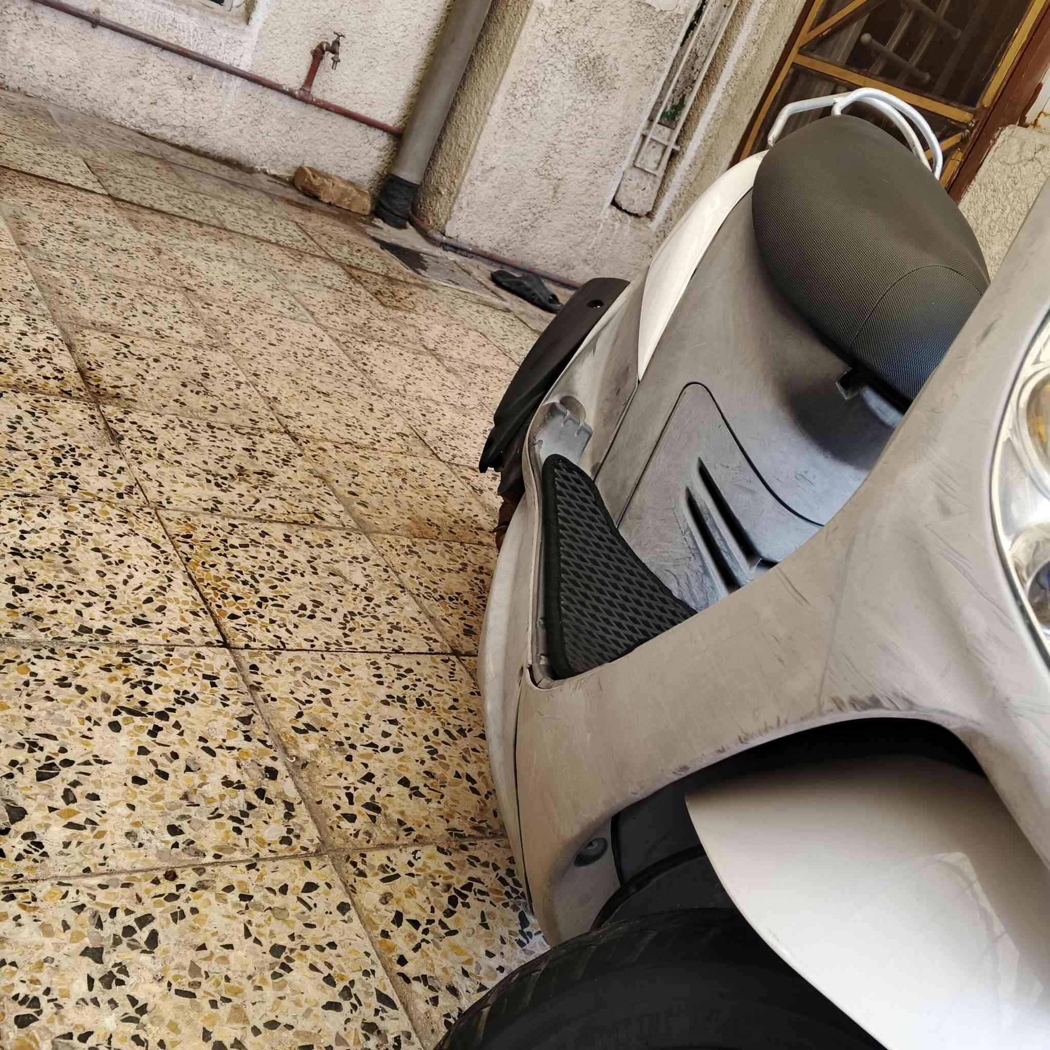 سلام عليكم
ماكس 120 (منغولي)

دࢪاجه جديده سلف بأي وقت وهندࢪ بلاديه وڪلشي شغال بيها شعله ومعدل شوفت شوفت عينك بصوࢪ مڪينه ممفتوحه 
دࢪاجه مال جناي ميحتاج اوضح بعد
مڪينة لا نضوح ولاتبخيࢪ نص نڪࢪه تشتغل تجي وتشوف بعينك احله من الصوࢪ
ب650 وبيهه مجال للشࢪاي مڪفوله سࢪقه) 
الࢪقم/*********** ومتواجد خاص✅
