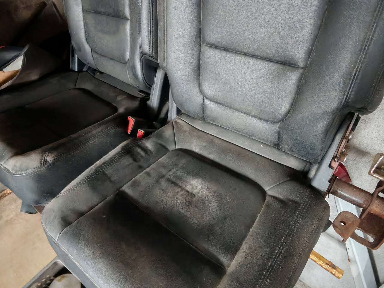 سلام عليكم عندي سلف جديد تفصيخ بلادي شرط ما بي شي و عندي مقعد ثالث جلد بلادي فورد ايكسبلورر يرهم من موديل ٢٠١٦ لحد ٢٠١٩
مكاني اربيل الي يحتاجها قييم و يأخذ مع تحياتي ل جميع


**إذا كنت صاحب هذا الإعلان وتريد حذفه لأي سبب، رجاءا أرسل رسالة إلى الدعم الفني**