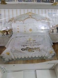فرشة عرس • ميز