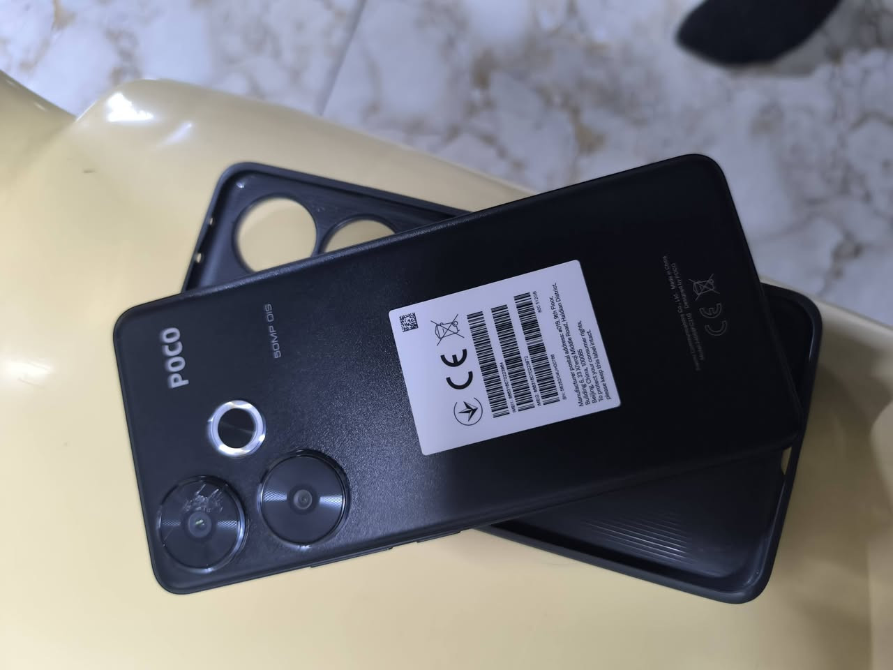 السلام عليكم
جهاز: POCO F6
الذاكرة :512
الذاكرة العشوائيه: (الرام) 16 كيگابايت
المعالج:Snapdragon®Gen 3 Mobile Platform
ثماني النواة بتردد يصل إلى ٣٬٠جيجا هرتز
PUBG/120 فريم
البطارية والشحن: يأتي ببطارية كبيرة سعة 5000 مللي أمبير ويدعم الشحن السريع بقوة 90 واط. 
جهاز صارلي شهر من اخذته
شخط مابي
فقط قبق الكاميرا الخلفيه بي فطر مثل ما موضح بصوره 
الأستفسار الاتصال على الرقم
***********
واتساب موجود على نفس الرقم

مموجود ع ماسنجر
