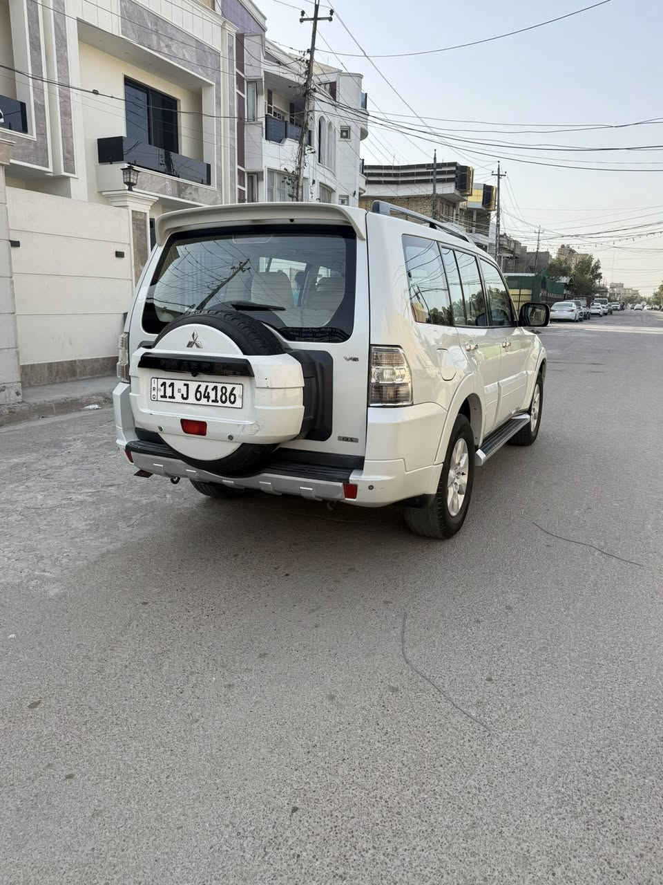 سلام عليكم ورحمة الله وبركاته
باجيرو. 2010 حبتور. مكفوله كفاله عامه. ما عده. خشم الجاملغ امامي  بيه صبغ  بدون دواخل السياره.

ميكنه 3500.  خير من الله. ما مفتوحه 

صدر امامي خليفي جديد 

 تخم تاير جديد
 

 تبريد. ثلاث قطع.  تبريده ثلج 

السياره. بسمي. تحويل. مباشر ثاني يوم   ارقام انكليزي 

 موصفات السياره 

1.فتحه سقف
2.  تحكيم ستيرن جهتين 
3.   شاشه +كامره دواره + كامره اماميه
.4. حساسات اماميه وخليفيه  
5.  مانع. انزلاق
6 سستم كامل. مال سماعت  
وبعد. بيه موصفات

 سعر 143 وبيه مجال حك الجيه انشالله 

عنوان بغداد 

رقم الهاتف ***********
