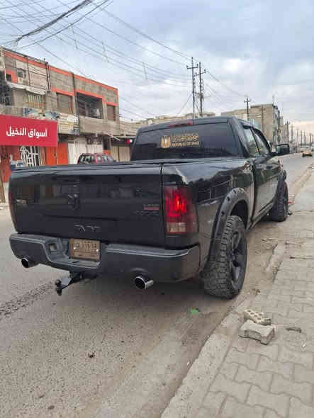 دوج رام كلاسك موديل 2018 بغداد محرك ٨ هيمي محورهه غاز ٨٠ لتر السياره مغلفهه اسود طافي يرادلهه صبغ صبغتهه تعبانه السياره بيهه صبغ اني ابيعلك مصبغه عام السعر ١٦٠ $ ***********
