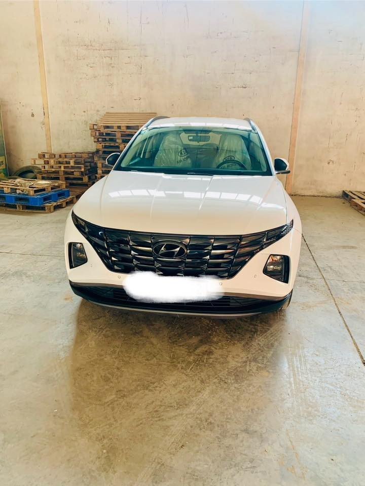 توسان ٢٤ خليجي                                                             فول مواصفات ماعدا البنراما 
ماشيه ٥٠ الف 
رقم بغداد دولي بأسمي مكفوله من الصبغ والتبديل 
السعر 220 وبيه مجال قليل 
المكان كربلاء 
للاستفسار ***********
