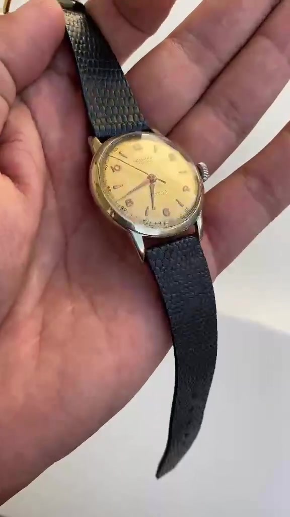 ساعه ماركة  ريتشارد  انكابلوك  ستاندرد

 نصب تكويك  ماكنه 17حجر  

مينه سلمون

 قطرها 34x41  

سير جلد اصلي

وقت مضبوط وماكنه خاصه 

سعرها 130 الف


**إذا كنت صاحب هذا الإعلان وتريد حذفه لأي سبب، رجاءا أرسل رسالة إلى الدعم الفني**