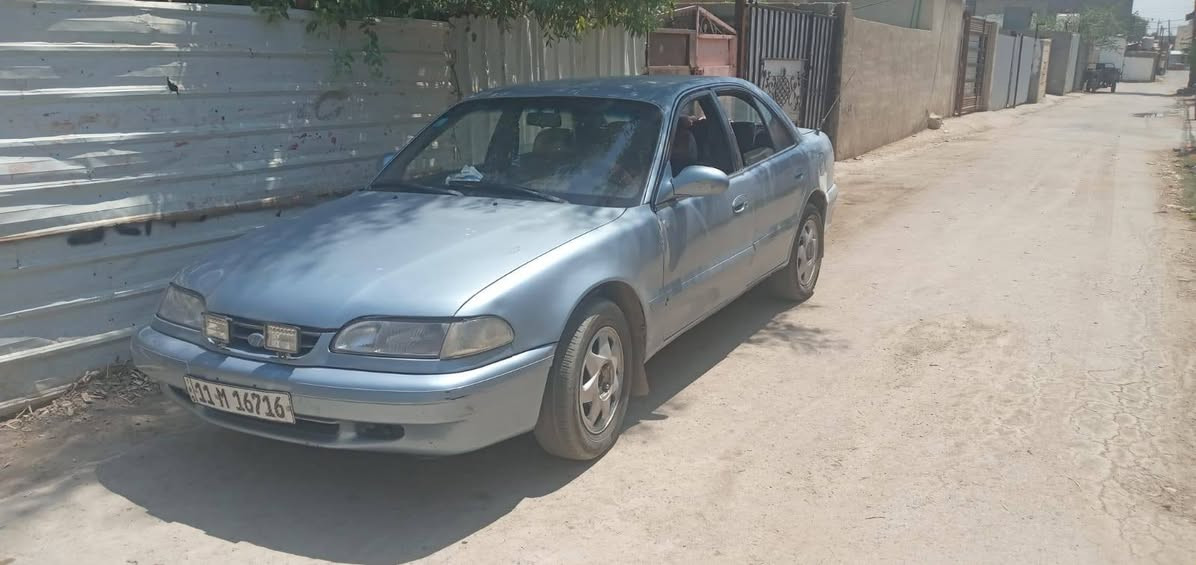 سلام عليكم 
سوناتا ٩٤ للبيع كير مكينة كفالة جاهزة السعر ٣٢ وبيهة مجال العنوان بغداد جسر دياى رقم صاحب السيارة ***********
