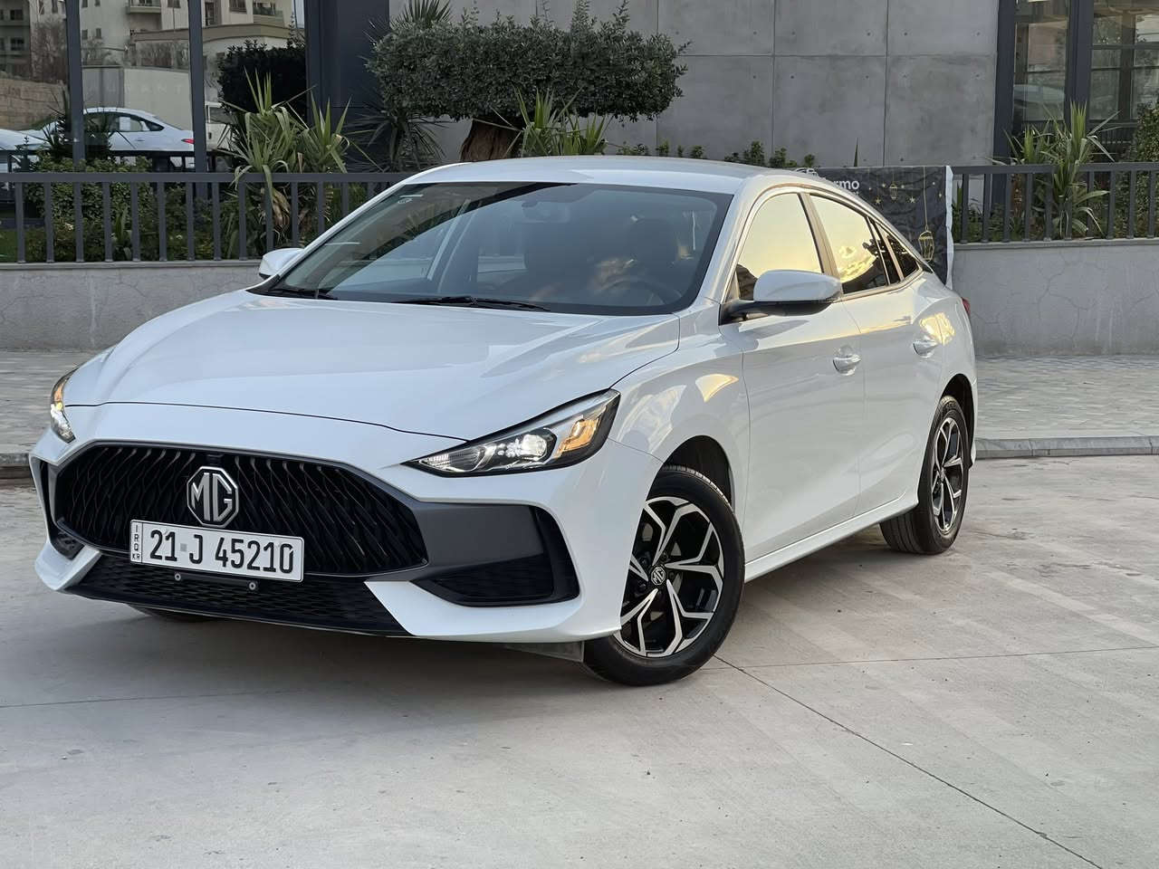 ئيمجي جيتي موديل ٢٠٢٥ گير عادي ته نها ١٣ هه زار روشتوه بوياخ ته نك ساردو بوياخي نيه شاشه و كاميرا تحديد سرعه بصمه دوو بصمه ي بيلاد ته نها دوو روني گوردراوه له موتل نرخي ١٠٠ گه لاو كه ميك معامه له
ژ.م ***********
