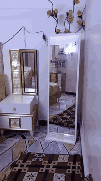 غرفه لبيع جديده مستخدمه 4تشر سعره مليون ميتين بيه مجال ‏‪***********‬‏كركوك شركت طارق
