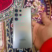 س سلام عليكم جهاز البيع s23 نضيف مبدله شاشه الصليه وبيه فطر ب ضهر رايد...