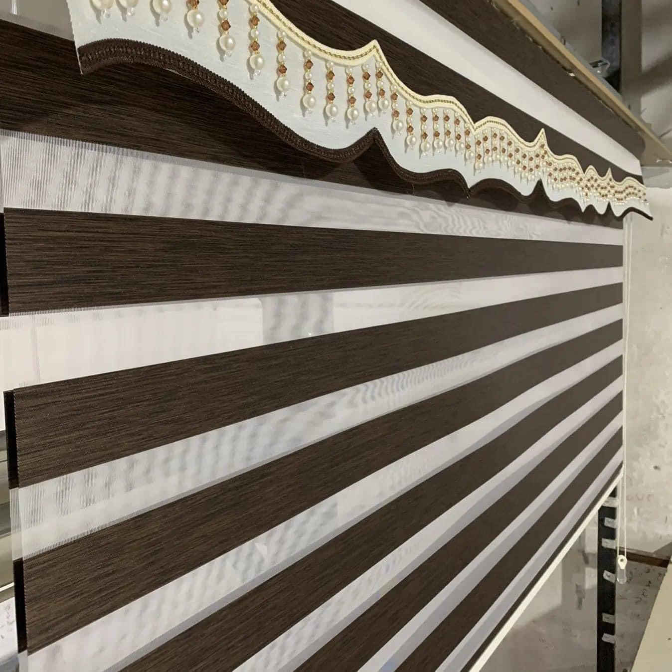 موديلات سحب حديثه … تفصال حسب القياس
تجهيز بيوت شركات باسعار تنافسيه 
يوجد خدمة القسط دفعتين او 3 
استفسار ***********
