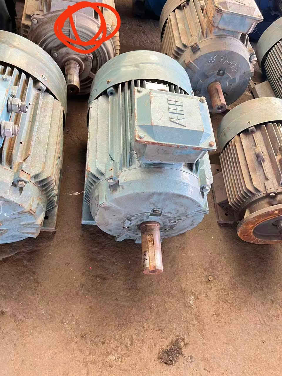 السلام عليكم
وصول وجبه محركات كهربائيه وكير بكس
5.5 حصان 10 حصان 15 حصان 20 حصان
25 حصان 30 حصان 40 حصان 60 حصان
كير بكس مختلف الاحجام التواصل ***********
مكاني حله شارع الجبل توصيل جميع المحافظات
