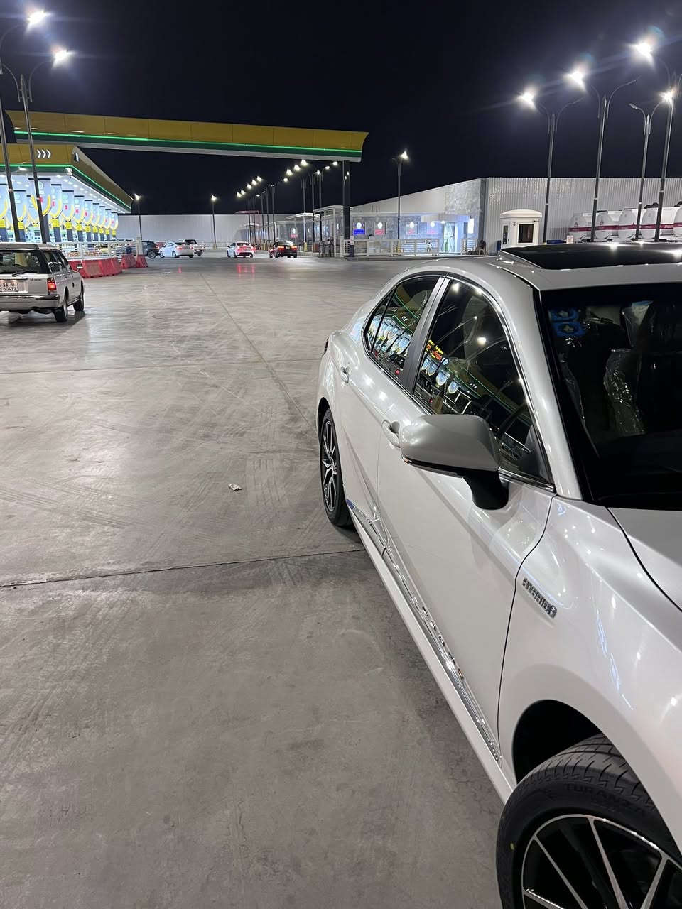 السلام عليكم للبيع كامري 2024 GLEخليجي وكاله عبد اللطيف سياره جديده كلش مكفوله المكان بغداد للاستفسار 
***********
