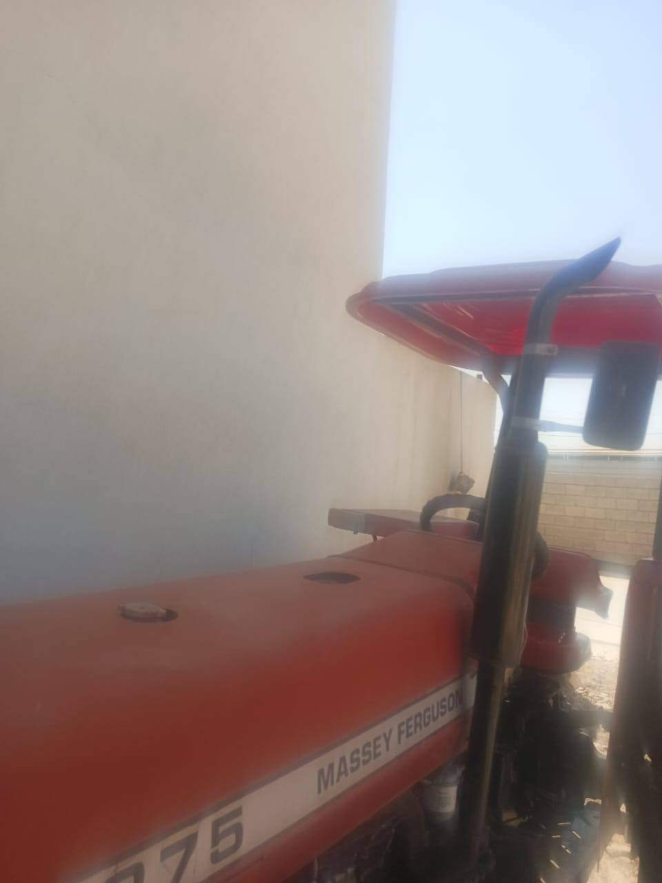 تركتر فوركسن قديم 68 محدث إيراني 3 گير سعر 4 ونص مليون وبيه مجال رجاء مو شراي *********** مكاني كركوك
