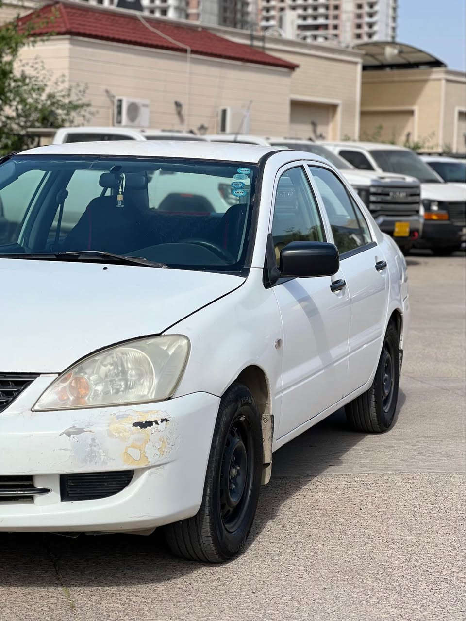 لانسەر ٢٠٠٧ ٣ پارچە بیناو گرتن پشتو پێش کەپس گیرو مەکینە تەقەو رەقە هەموی بەشەرت زۆر خاوینە چوار تایەی تازەی لەسەرە توندو تۆلە 
*********** أربيل, العراق
