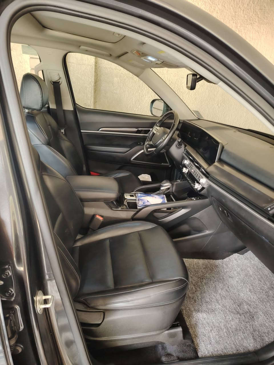 السلام عليكم كيا تيلورايد موديل 23 بدون ايرباك بدون تبديل رقم بغداد باسمي موصفات S فتحة ماشية 21 للاتصال *********** سعرهة 270 مكانهة بغداد الأمين
