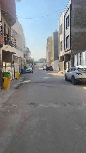 ✅ قطعة ارض زنجيل على شارعين في زيونة✅

📍العنوان : زيونة - محلة 710 التوزيع الجديد📍  

▪️المساحة : 200 متر ▪️          

📏 الواجهة : 10 متر  

📐 النزال : 20 متر   

▪️باقي التفاصيل السعر والعنوان (عند الاتصال أو حضورياً)

✍🏻للاستفسار الاتصال على الأرقام التالية : 

     📲***********📲***********📲***********

▪️أو مراجعة مقر الشركة الكائن في (الكرادة - شارع العطار) 

⚜️شركة عصر حمورابي للاستثمار والتطوير العقاري⚜️ 

✅الشركة مجازة رسمياً✅

▪️نستقبل جميع العروض والطلبات العقارية▪️
