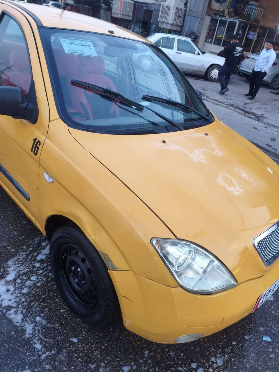 السلام عليكم سيارة طيبة للبيع موديل 16 السيارة سنوية جديدة 2030 هزة جدية مصفرة هيئة وغرامات السعر 36 وبيها مجال مكان السيارة كربلاء / حي الموظفين 
للاستفسار ***********
