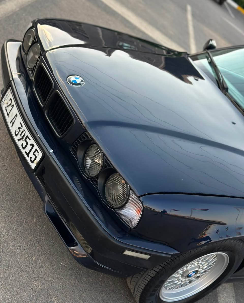 BMW e34 525iA 1995
سڵاو هاورێیان ئەم سەیاره بۆفڕۆشتن 525بیلاد تۆماتیک مۆدیلی 1995جە گێڕو مەکینەو کارەبایەتی بەشەرت ڕەنگی نیلی حام بۆیاخ بێلێدران چوارتایەو ویلی حەسیری لۆکی لە ژێرە
ABS کوشنجڵد تەلەفونی بیلادی دەبڵ ئێرباگ ناوفۆرمیکا چوارجام کارە با  
Mپێش گەورە دەحامی
سەنەوی ساڵێکی ماوە بەسەر چێت بەناوكردن  وەکالەو خرامە و هەمو شتێکی بە شەرتە 
شوێن رانيه *********** رانية, السليمانية
